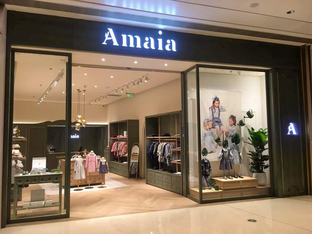 中国に深セン市に⁡Amaia Kidsがオープン⁡Huge congratulations to @amaiakids ⁡⁡⁡⁡ @bonitatokyo ︎ONLINE STOREhttps://bonitatokyo.com#amaiakids #アマイアキッズ #子供服 #英国 #キャサリン妃 #シャーロット王女 #海外子供服 #女の子ベビー服 #リバティ子供服 #男の子ベビー服  #深セン