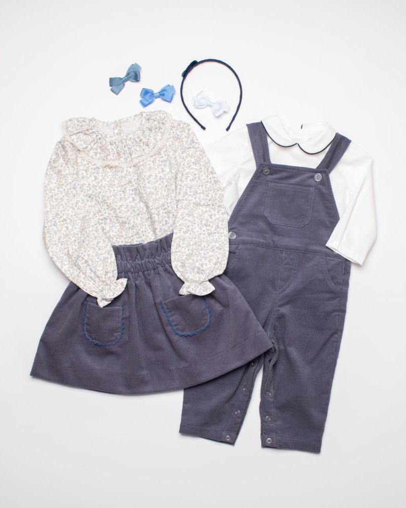 兄弟姉妹コーデ⁡新作を入荷いたしました❣️⁡ママの心をぐっと掴む、兄弟姉妹コーデ️⁡色味を合わせたり、同じ生地のアイテムでリンクコーデを楽しんだり⁡秋冬も可愛いベビー服・子ども服をお楽しみください🥰⁡⁡@bonitatokyo⁡︎ONLINE STORE https://bonitatokyo.com⁡#bonitatokyo #amaiakids #アマイアキッズ #出産祝いギフト #女の子ベビー服 #男の子ベビー服 #ベビーギフト #女の子ママ #男の子ママ #キッズコーデ #こども服