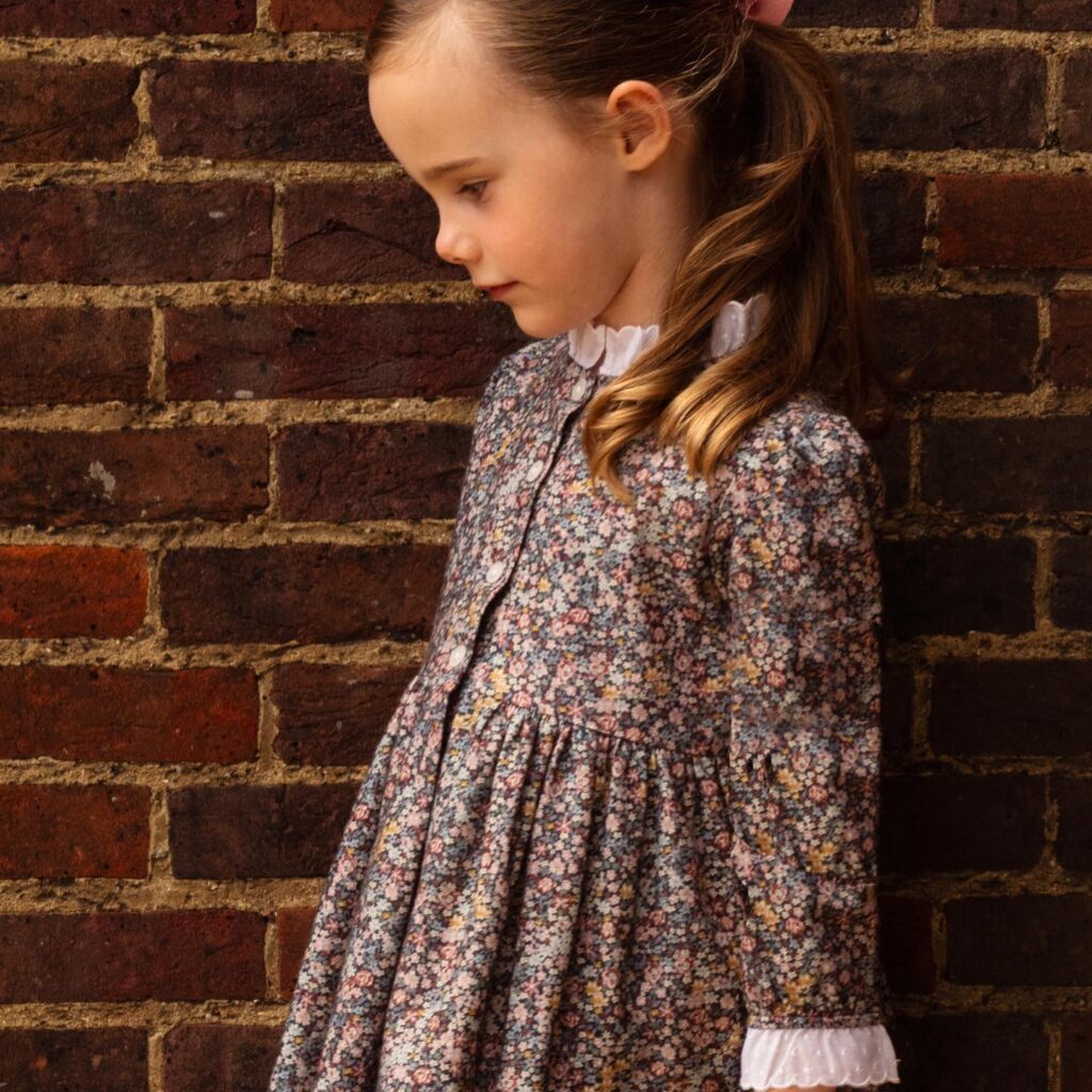 Thank you🩷⁡阪急うめだ本店での英国フェアは無事に終了いたしました。店頭にお越しいただいたお客様方、ありがとうございました❣️⁡先行販売のベロア素材のワンピースとキャメル色のダッフルコートは、⁡10月27日(金)21:00オンライン発売です⁡️ワンピースサイズ4, 6, 8, 10税抜21,900円(税込24,090円)⁡️ダッフルコート 色:キャメルサイズ2, 3, 4, 6, 8税抜33,400円(税込36,740円)⁡@amaia_japan⁡▼Online Shophttps://amaia.jp