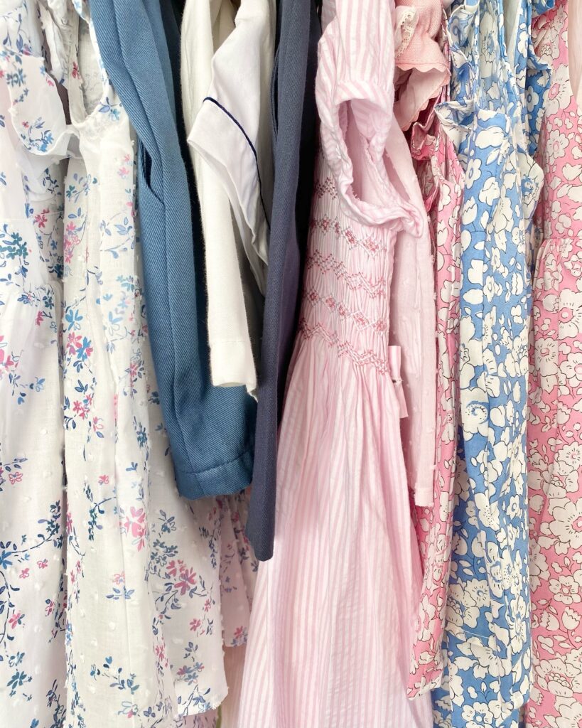 春夏コレクションの第二弾がいよいよ本日10AM販売開始⁡新作アイテムは、⁡可憐なホワイトを基調としたワンピースや、⁡胸がときめくリバティプリントアイテムなど、⁡心躍るラインナップです⁡春夏の華やかなスタイルをお楽しみください⁡@amaia_japan⁡▼Online Shophttps://amaia.jp